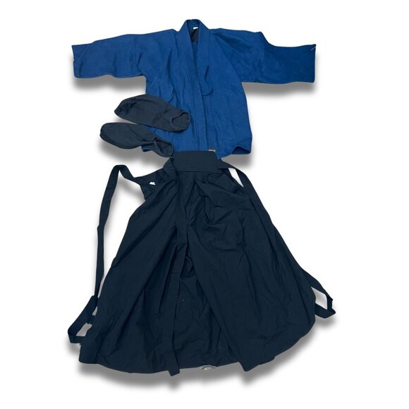 Samurai Halloween Costume Set With Blue Kimono Black Hakama Pants Tabi Socks & S - Picture 2 of 9